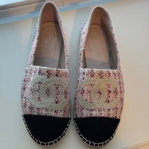 CHANEL Tweed Espadrilles - Cream, Pink and Black Size 40 (size 8.5 or 9)